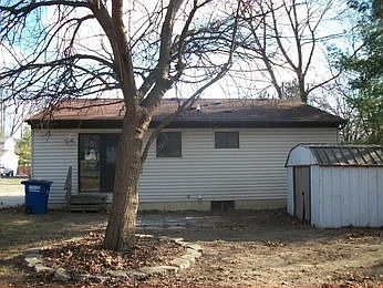 2nd image of 1727 N Walton St