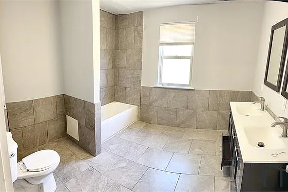 2113 Mountain St — Photo 8