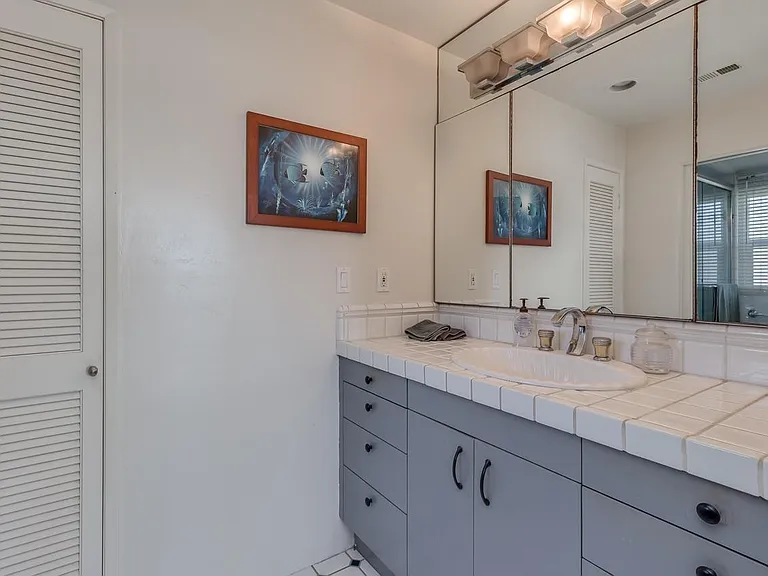 1750 Plum St — Photo 20