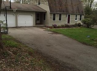 860 Vauxhall Street Ext, Waterford, CT 06385