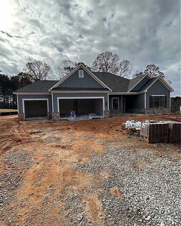 1st image of 1112 Red Oak Blvd