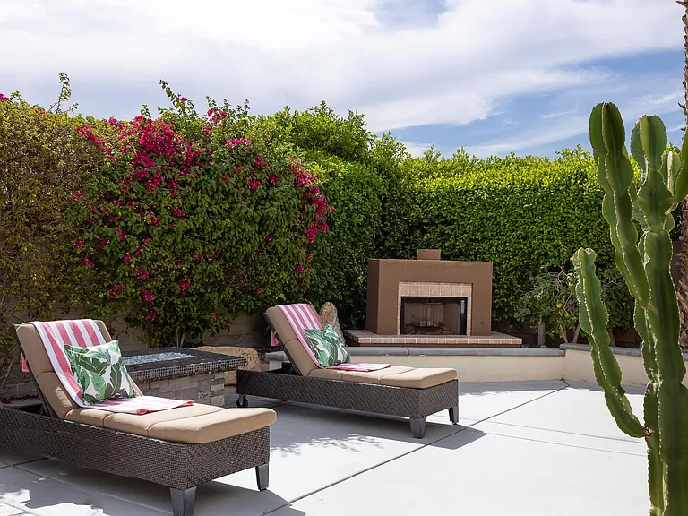 Backyard Sun Loungers