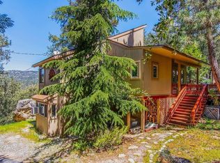 26400 Crestview Dr, Idyllwild, CA 92549