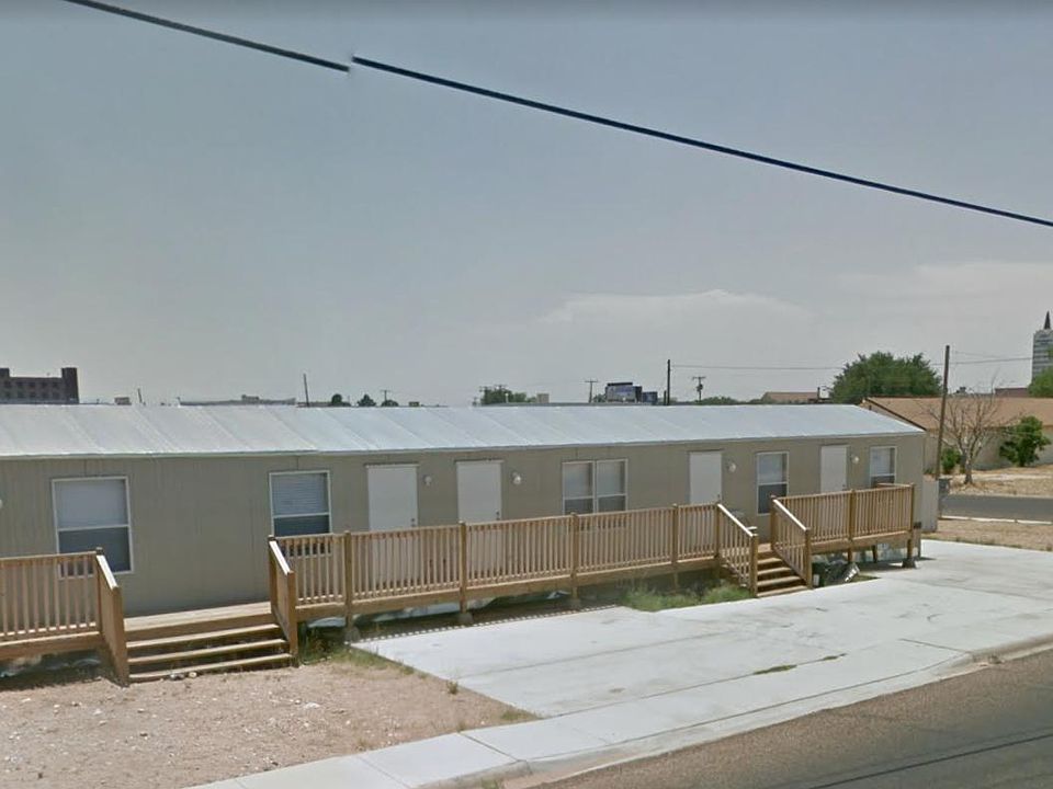 1st image of 913 Pittsburg Ave
