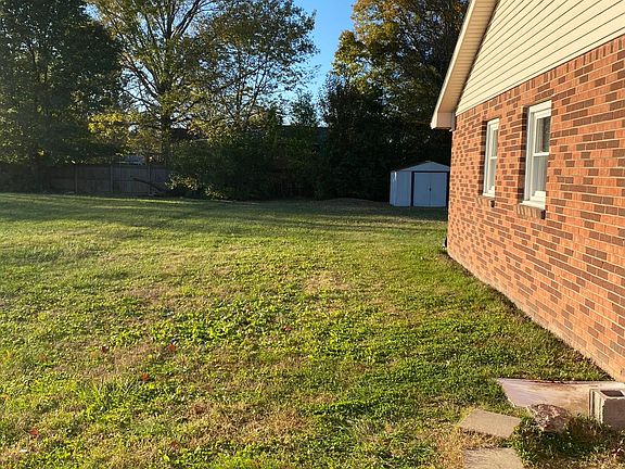 2nd image of 208 Courchelle Dr