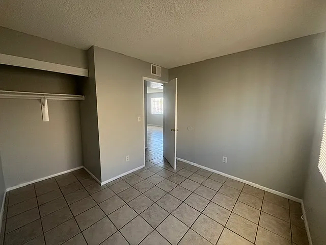 2925 E Mobile Ln #1 — Photo 7