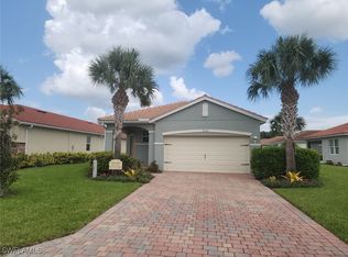 2142 Summersweet Dr, Alva, FL 33920