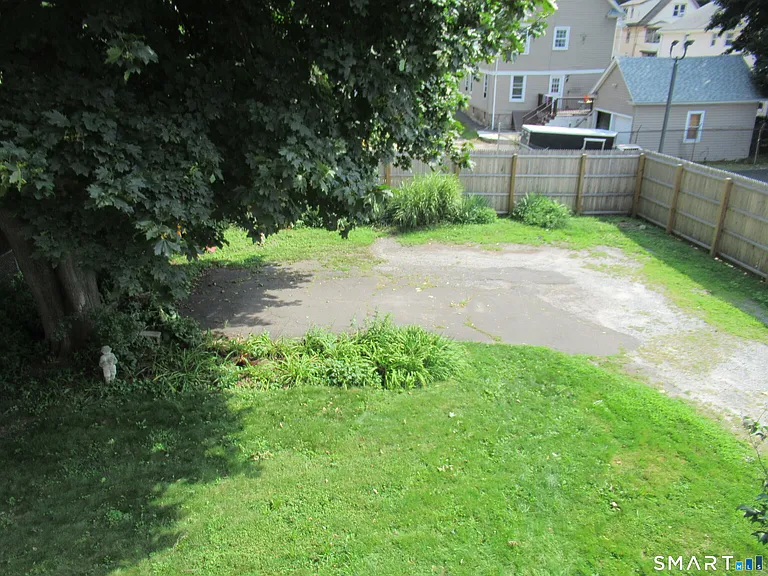 112 Bennett St #2 — Photo 17