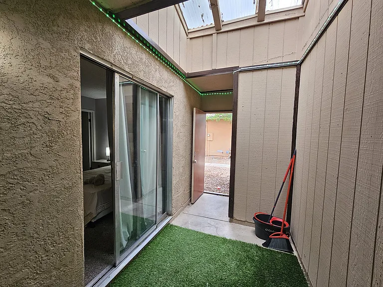 457 N Lamb Blvd #E — Photo 20
