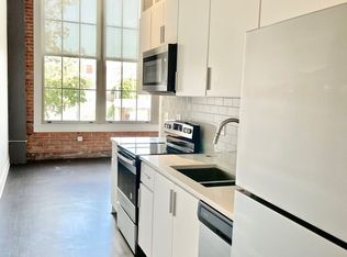 3200 Gillham Rd APT 107, Kansas City, MO 64109