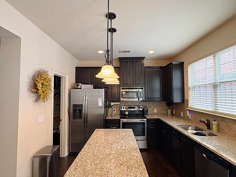 5034 Whiteoak St SE — Photo 5