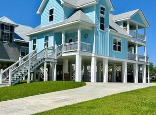 116 Acacia Ave, Biloxi, MS 39530