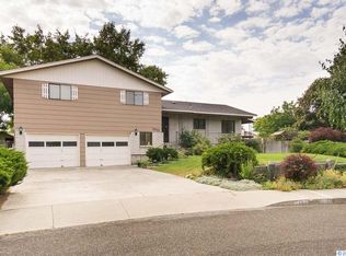 2431 W Klamath Ave, Kennewick, WA 99336