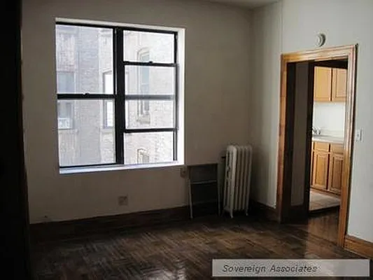 Rented by Sovereign Associates | media 25