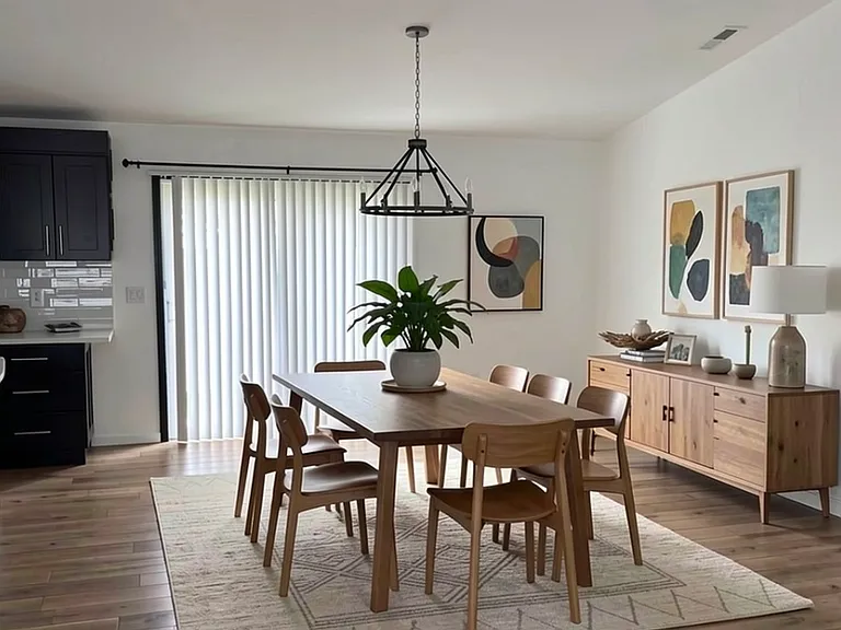 2603 S 86th Ave — Photo 30