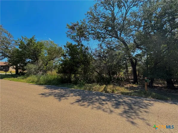 1 S Sherwood Dr, Morgans Pt Resort, TX 76513
