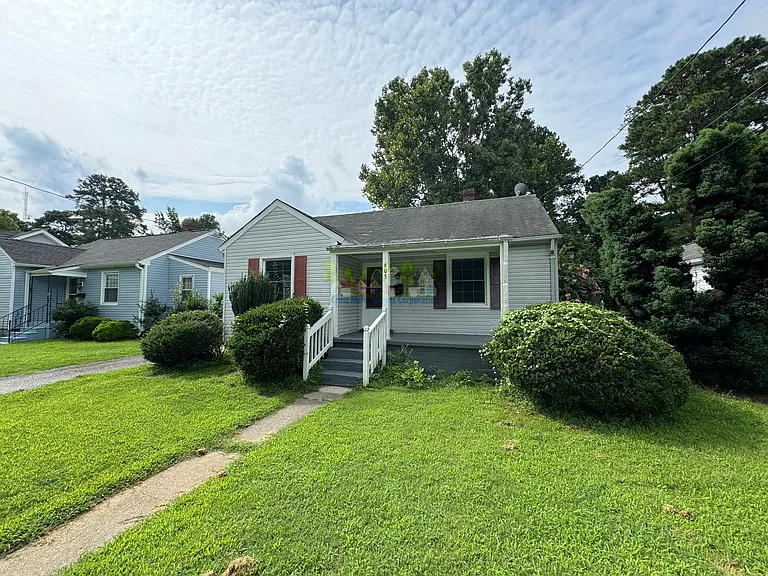 605 W Constance Rd — Photo 1