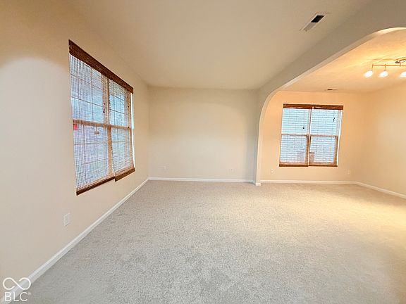 4th image of 2013 Creekstone Dr