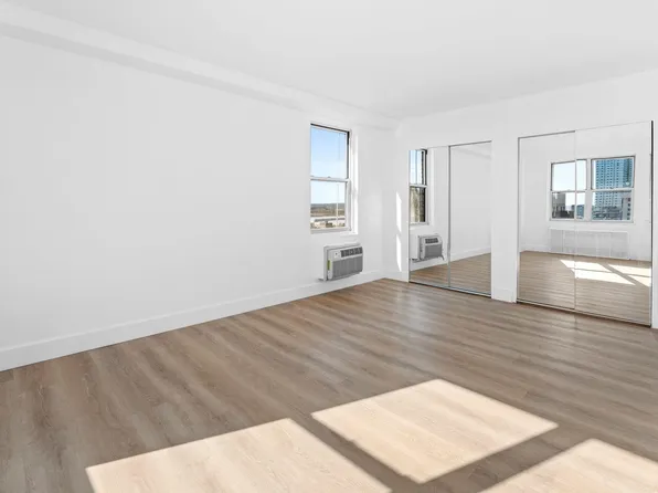 10 Huron Avenue image 13 of 33