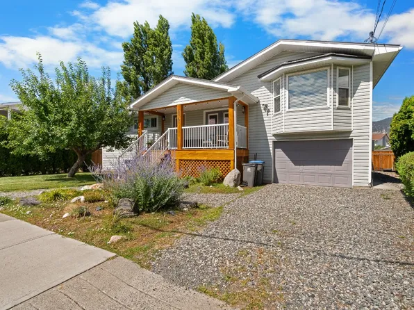 2701 Langstaff Pl, Merritt, BC V1K 1E6