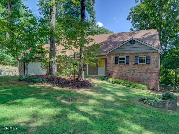 412 Rovan Dr, Johnson City, TN 37601