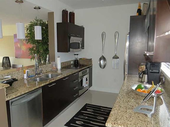 5th image of 2755 NE 184th Way