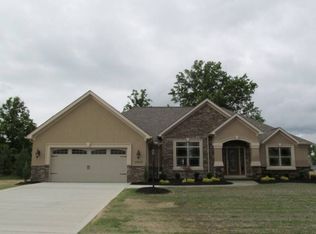 10539 Ruggiero Dr, Strongsville, OH 44136