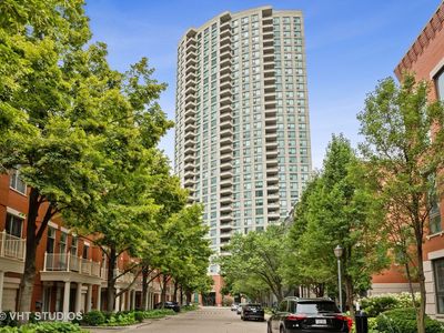 501 N Clinton St APT 704, Chicago, IL, 60654