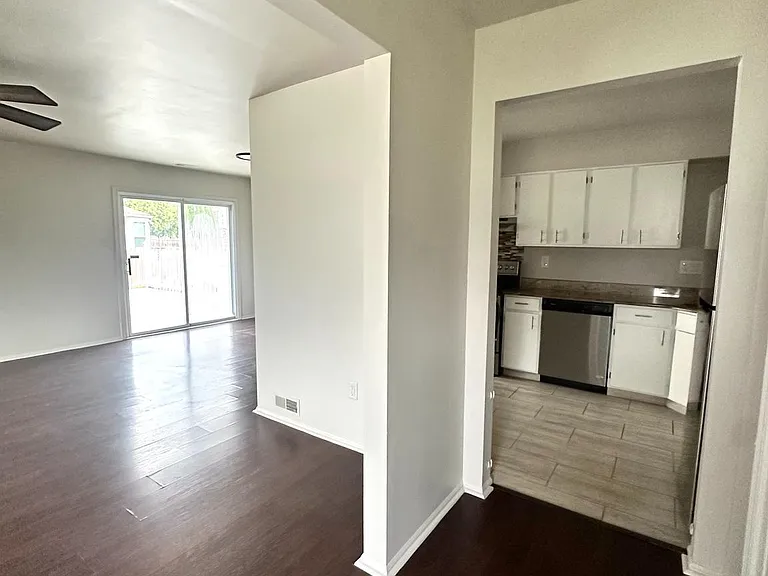 109 Franklin Dr — Photo 4