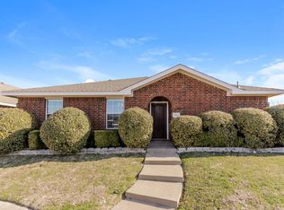 762 Mission Ln, Lancaster, TX 75146
