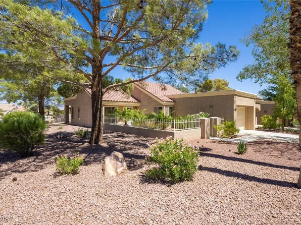9144 Gemstone Dr, Las Vegas, NV 89134