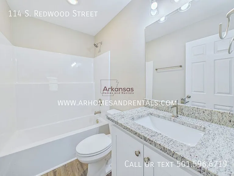 114 S Redwood St — Photo 8