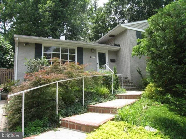 8511 Freyman Dr, Chevy Chase, MD 20815