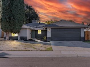 2109 Woodbury Dr, Modesto, CA 95355