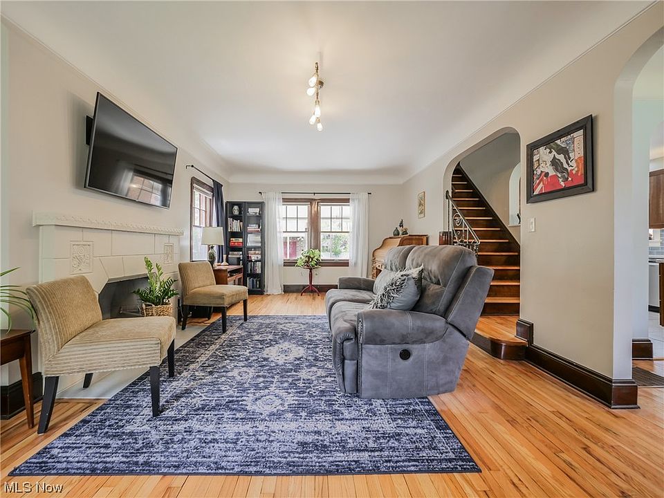 942 Cambridge Rd, Cleveland Heights, OH 44121 Zillow