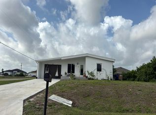 2821 20th St SW, Lehigh Acres, FL 33976