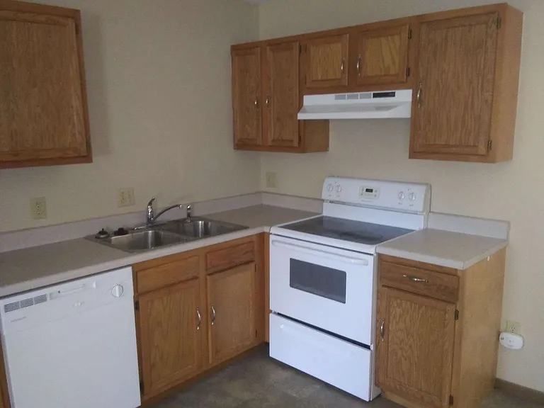 207 N Elm St #207 — Photo 10