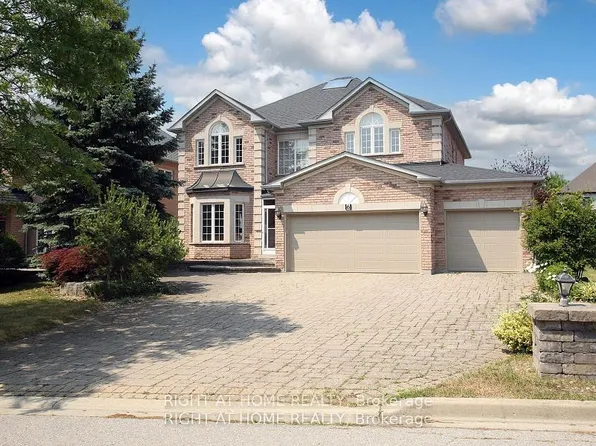 6 Pembrooke Rd, Markham, ON L6C 2L2
