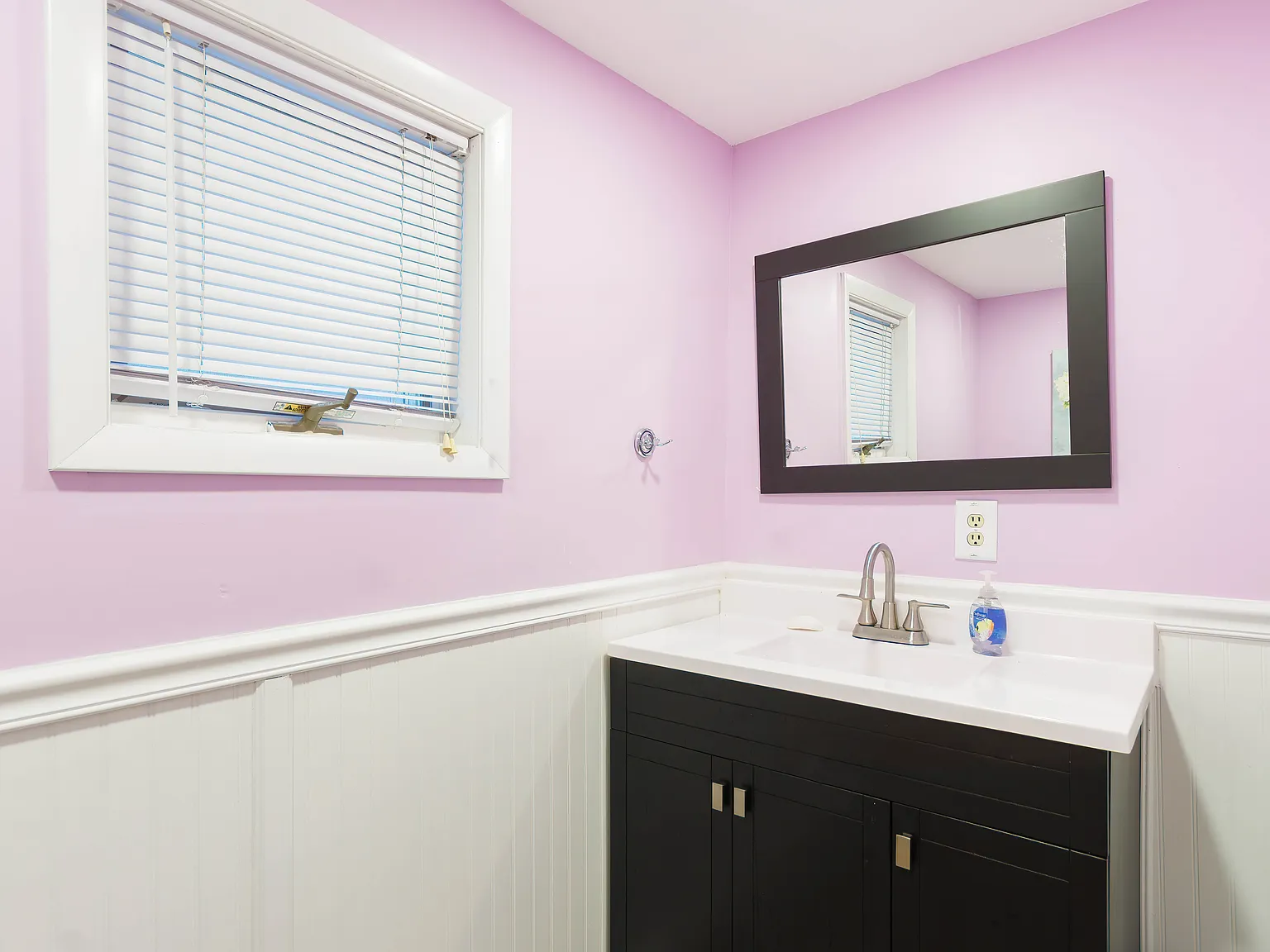 2 bed, 1023 sqft, $2,000 — Photo 4
