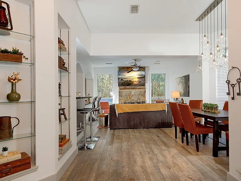 182 N Valley Oaks Cir — Photo 4