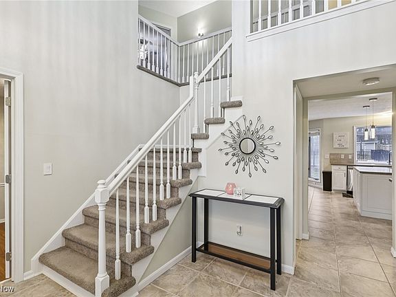 4th image of 20393 Wildwood Ln