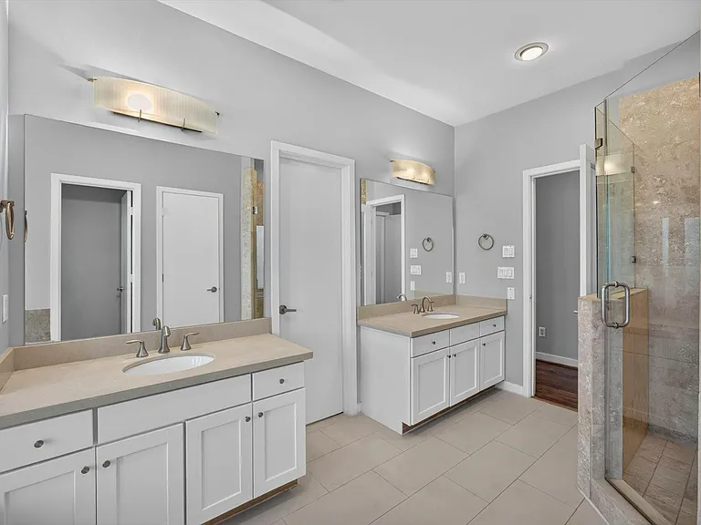 6016 Truro St — Photo 28