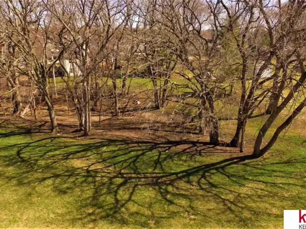 9409 Dawn Dr, Plattsmouth, NE 68048