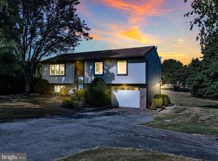 946 Clauss Rd, Lenhartsville, PA 19534