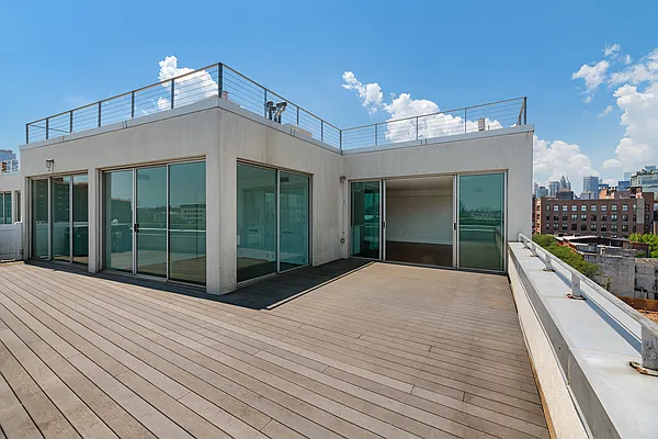 Rented by REAL New York | media 60