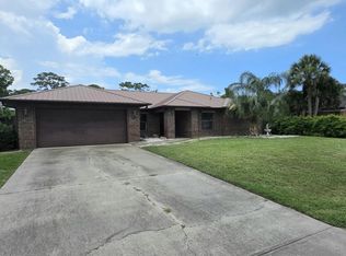 157 Palm Cir, Palm Shores, FL 32940