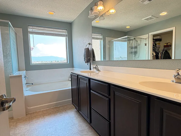 3153 Llano Vista Ct NE — Photo 12