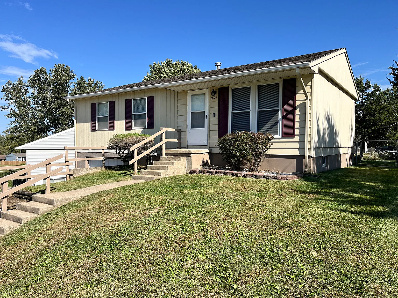 3 bed, $1,500 — Photo 3