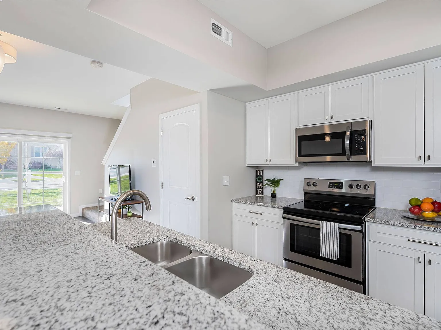 Demorest Townhomes — Photo 2