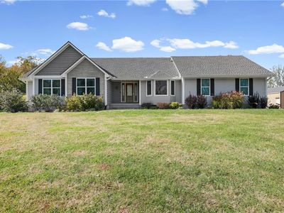 4165 Country Squire Rd, Oak Grove, MO, 64075